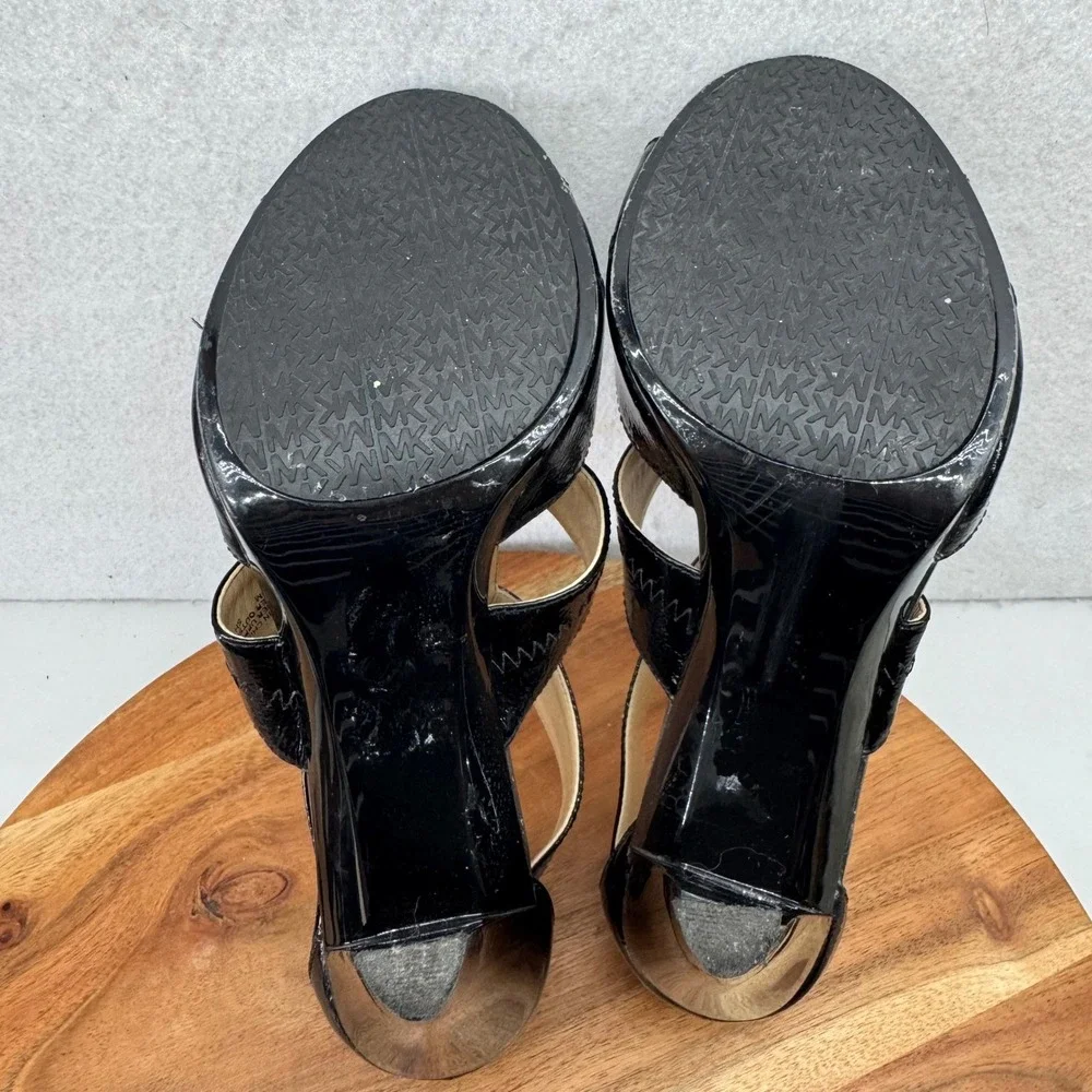 Michael Kors Berkley T-Strap Black Patent Leather Heeled Zip-up Sandals Size 9M - Picture 10 of 10